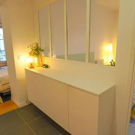 Cozy Spacious Flat@pigalle Parijs